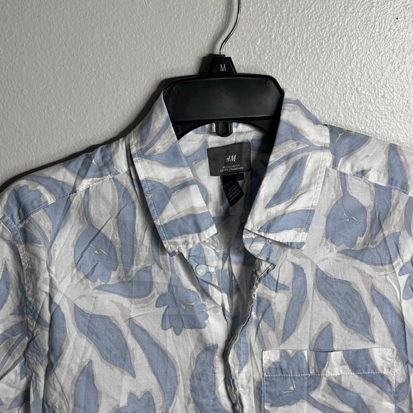 H&M Men Casual button Shirt‎ size Small Hawaiian - Picture 4 of 8